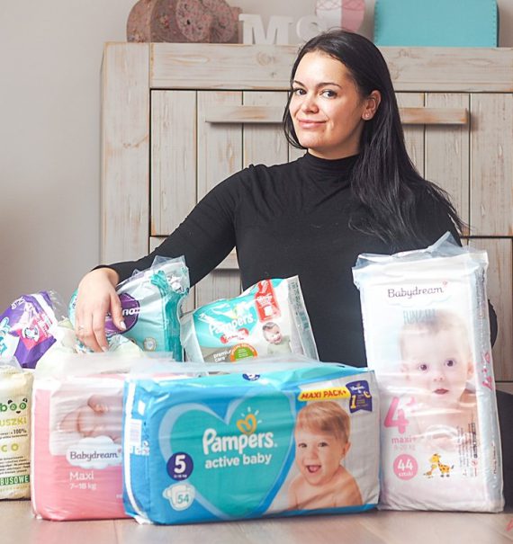 pampers dla dziecka na basen