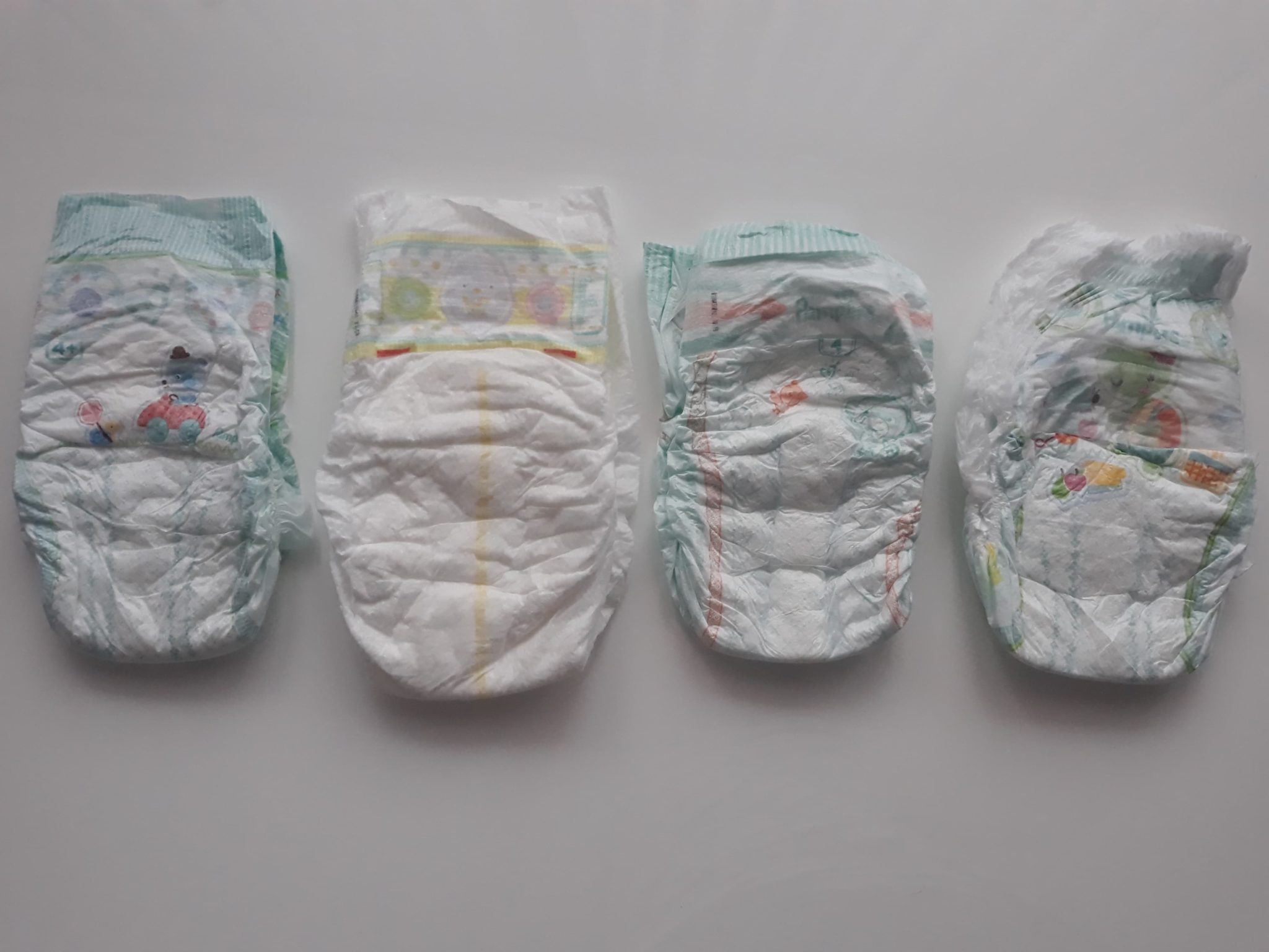 pieluchomajtki pampers 4+ 100 sztuk