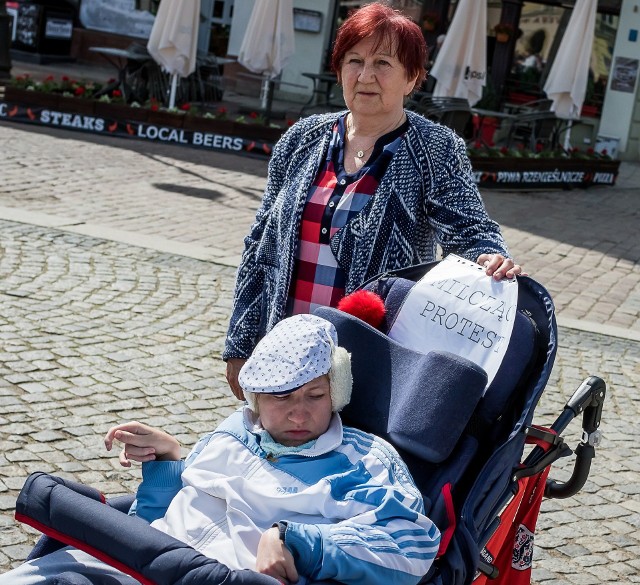 Canpol Babies 56/105 Zielony Podajnik świeżej żywności