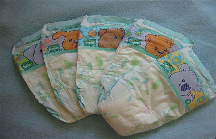 pampers active baby 4 giant pack