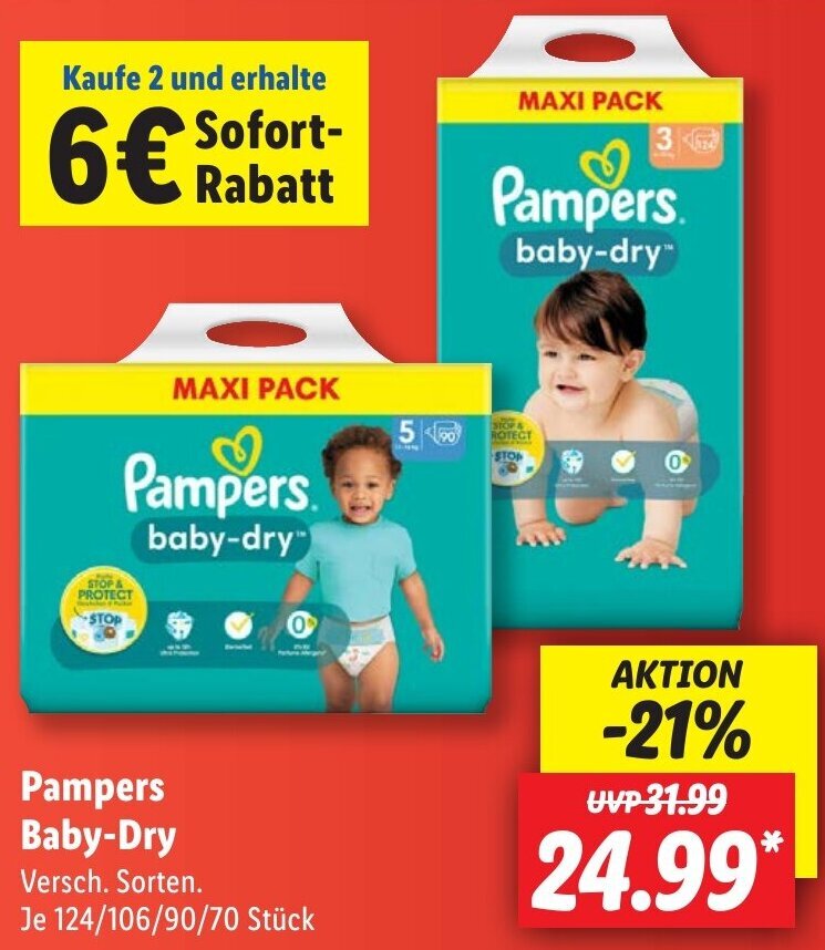 small girl in pampers