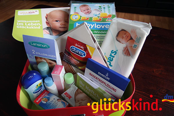 pieluchomajtki pampers mega box 4+