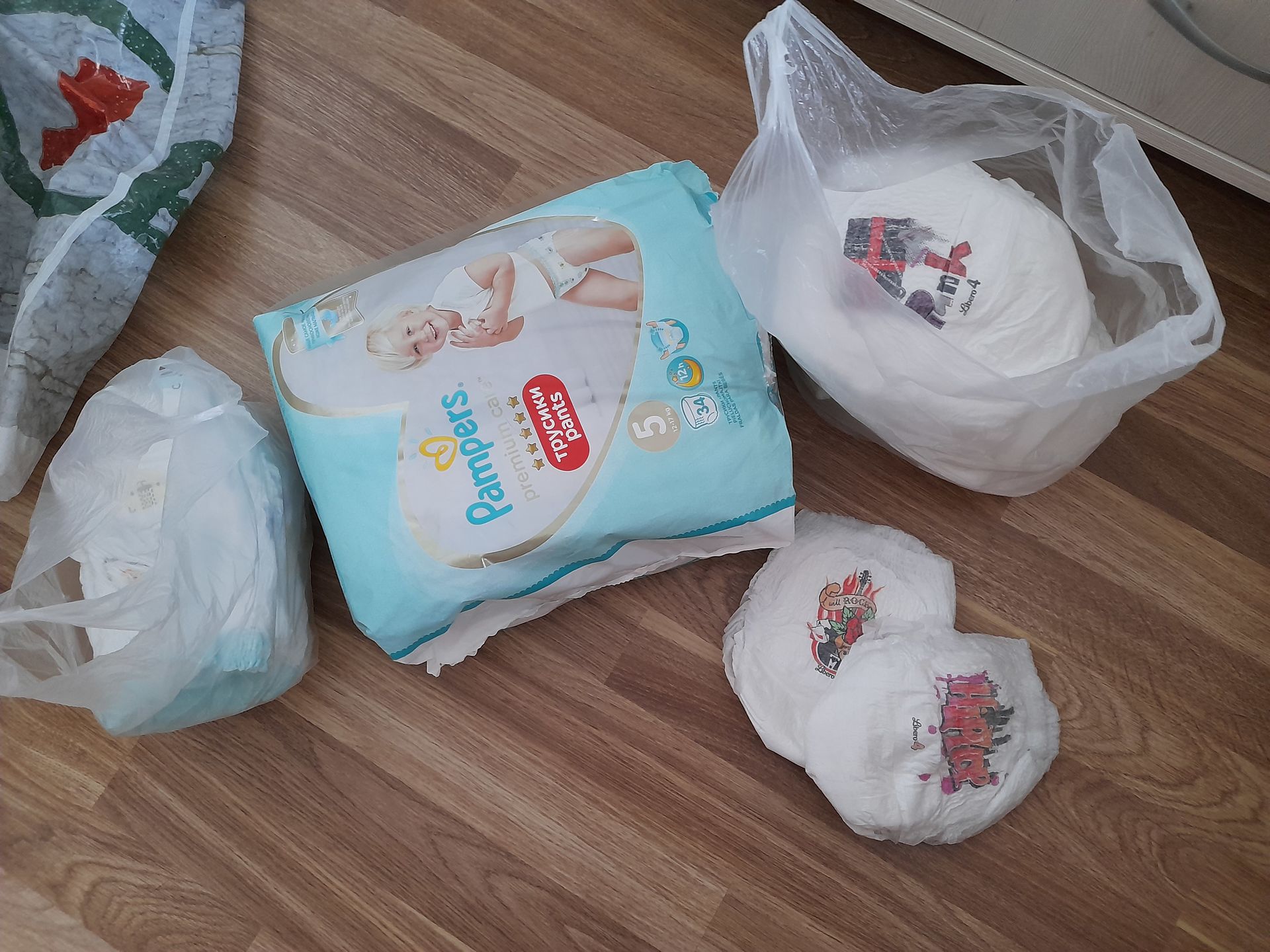 pampers 4 active baby dry 62